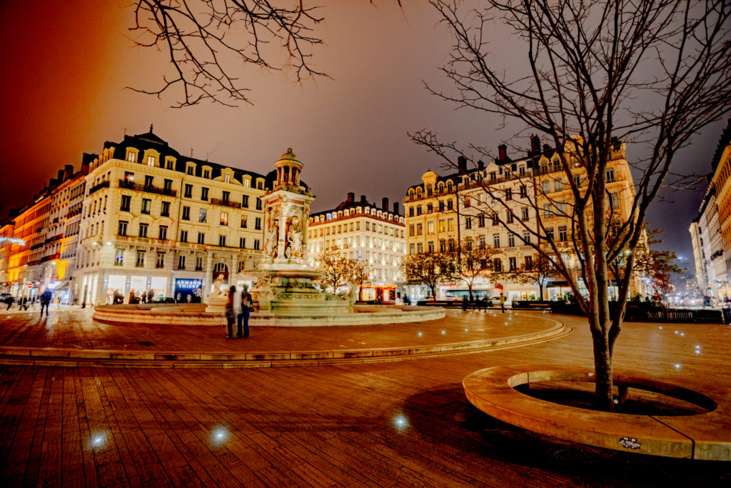Lyon la nuit